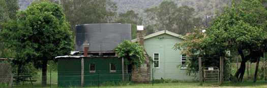 Farmstay cottage at Mole Station